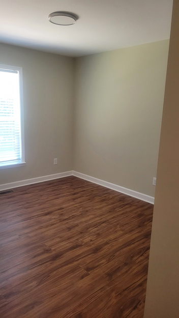 143 COX RD 09 143 COX RD 09